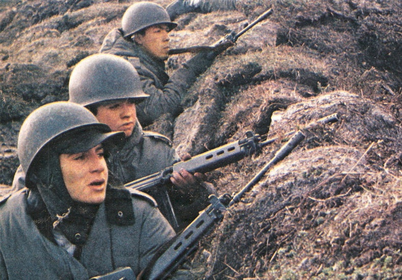 Malvinas soldados trinchera