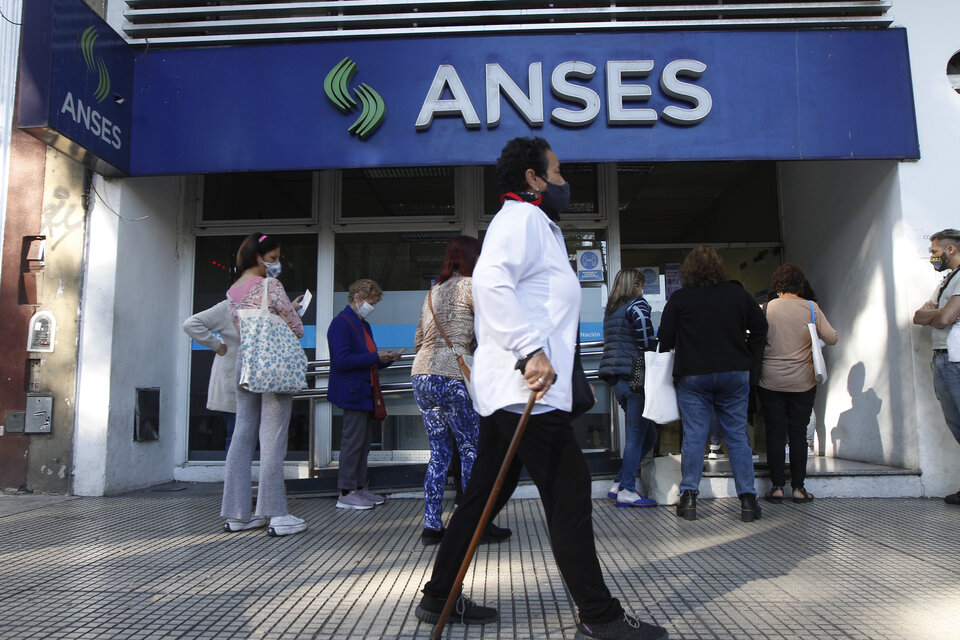 ANSES: los pagos de hoy martes 15 de noviembre para los Jubilados