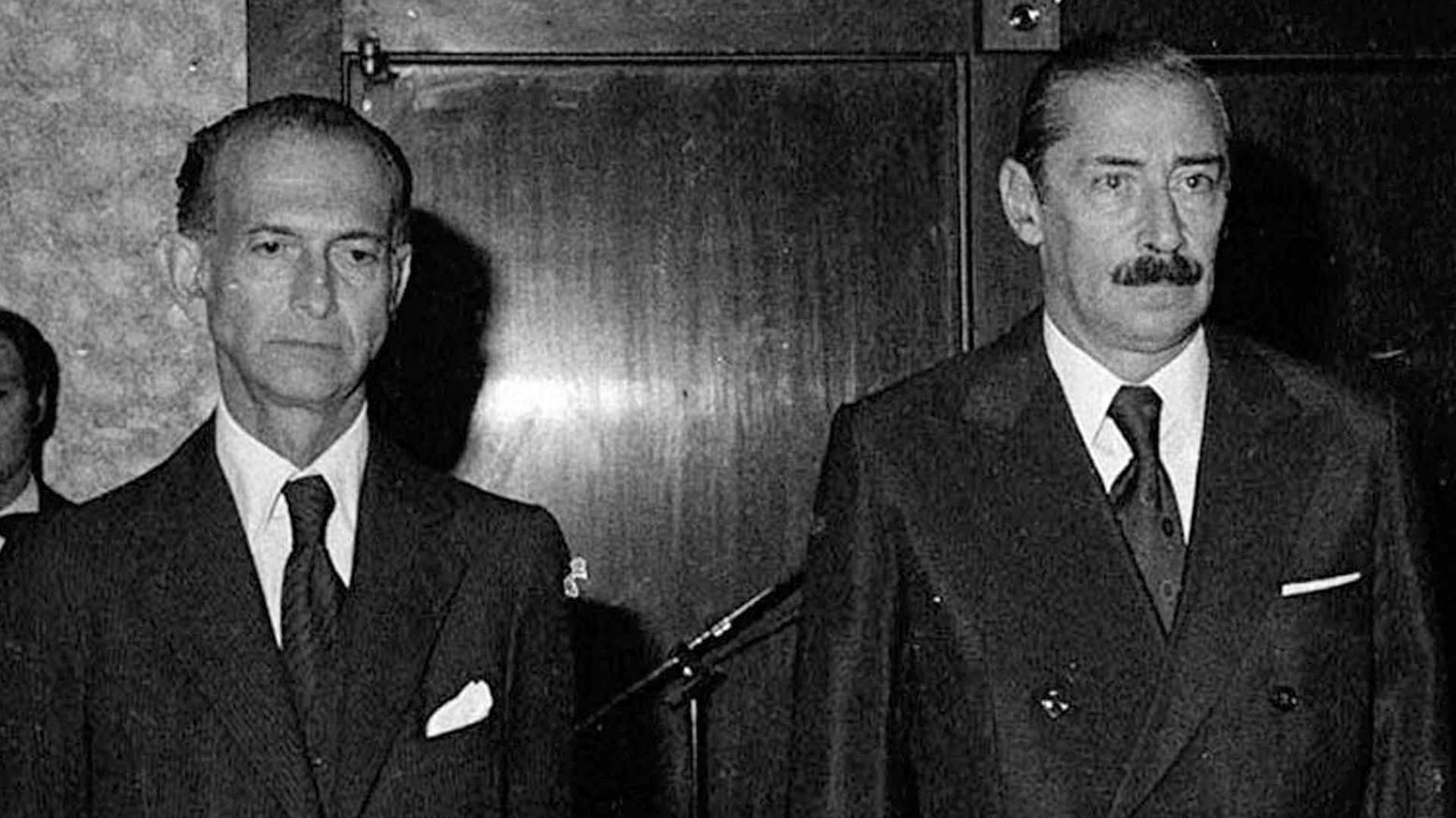 NUNCA MAS Alfredo Martinez de Hoz 1920-2013 junto al Dictador Traidor a la Patria Jorge Rafael Videla