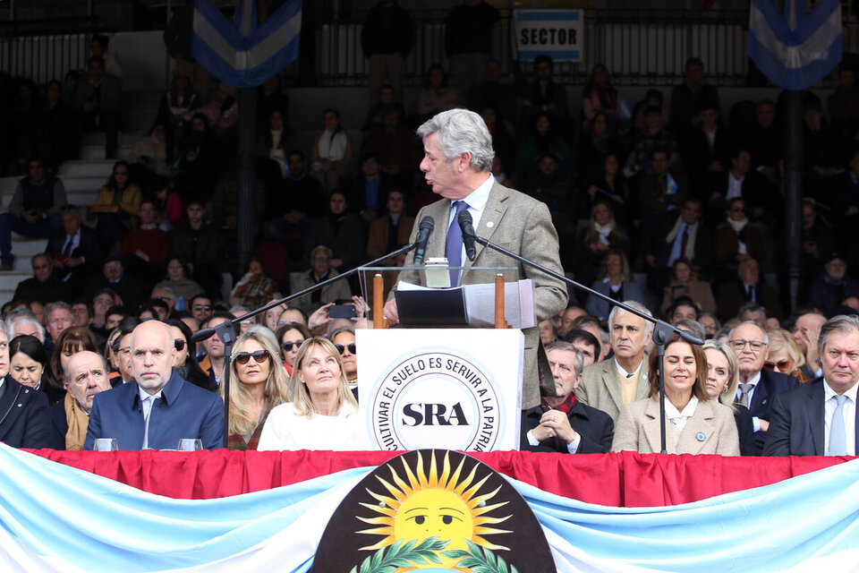 Nicolás Pino durante su discurso. . Imagen: NA