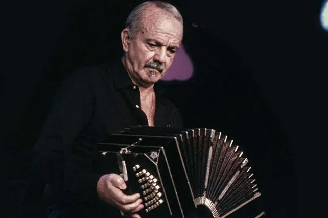 ASTOR PIAZZOLLA