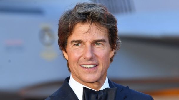 TOM CRUISE