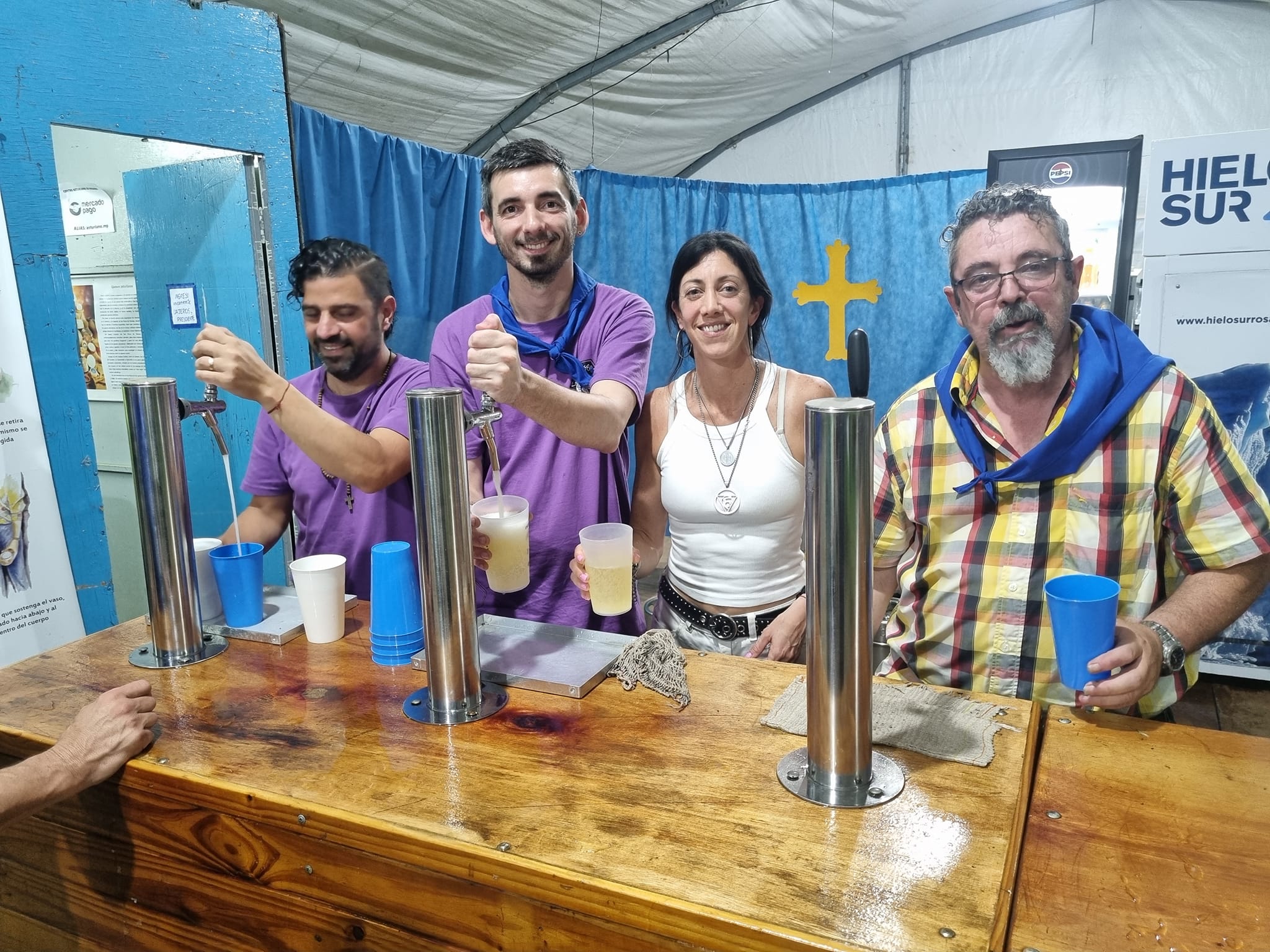 202411 ASTURIAS SIDRA HELADA EN EL CENTRO ASTURIANO DE ROSARIO COLECTIVIDADES