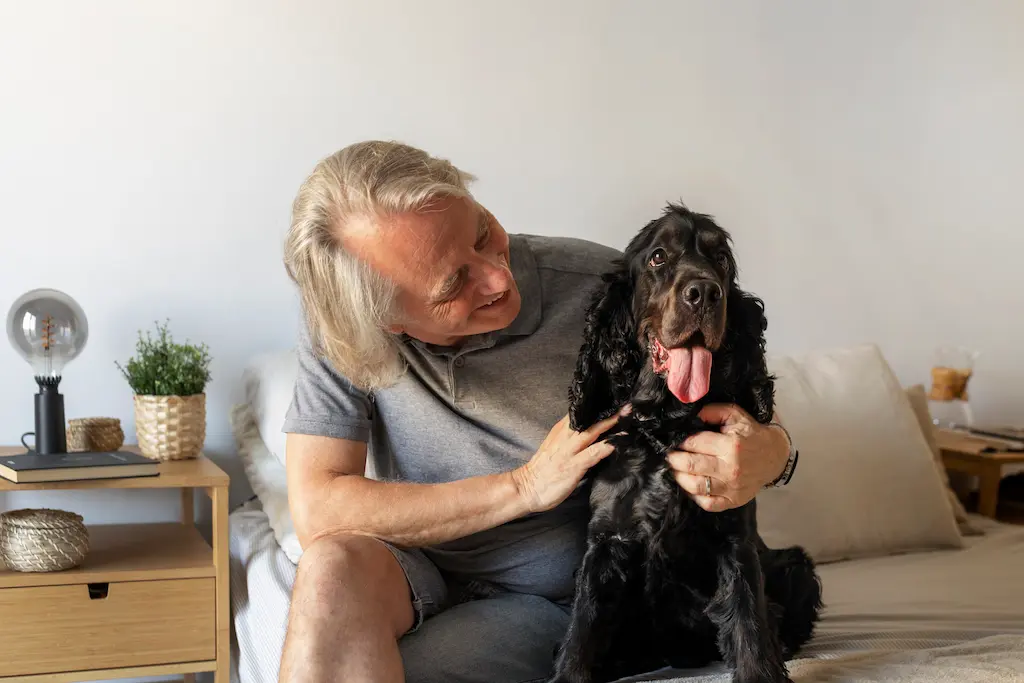 Adoptar una mascota en la adultez: una decisión que también puede cuidar tu salud